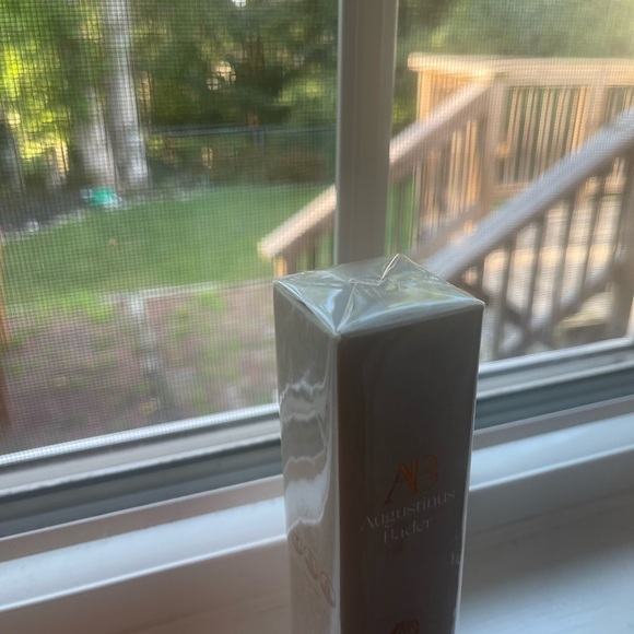 New Agustinus Bader Eyebrow and Eyelash Serum. Still in wrapped box. - Picture 2 of 3